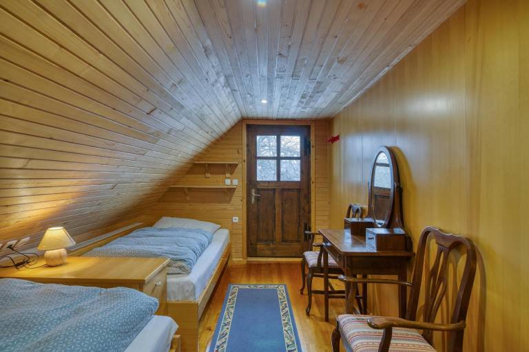 Apartma Obrne