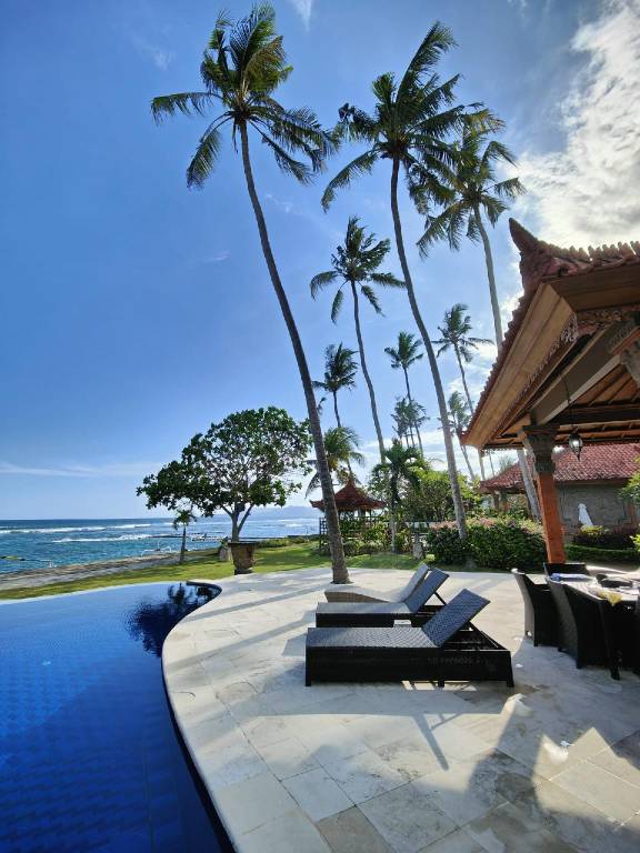 Villa with private pool, patio & yard | Suitable for remote work in Karangasem