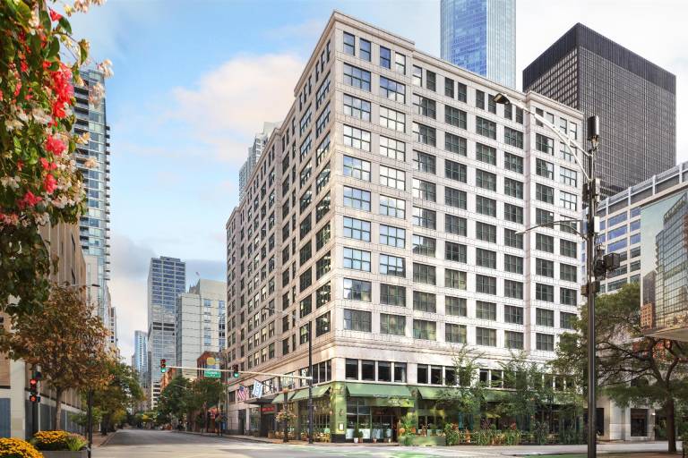 Hampton Inn & Suites Chicago-Downtown — photo 4