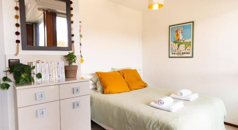 Rental apartment with 1 room for 2 persons in Aix-les-Bains