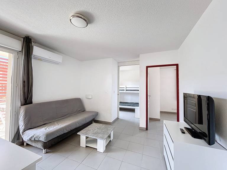 Spacious T3 Apartment with Pool, Terrace, and A/C, Near Beach in Argelès-sur-Mer — photo 5