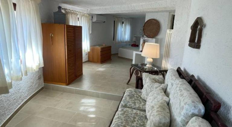 Villa with 5 rooms for 10 persons — photo 2