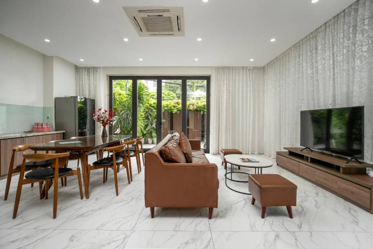 Mari Villa My Khe Beach Da Nang - VST villas — photo 2