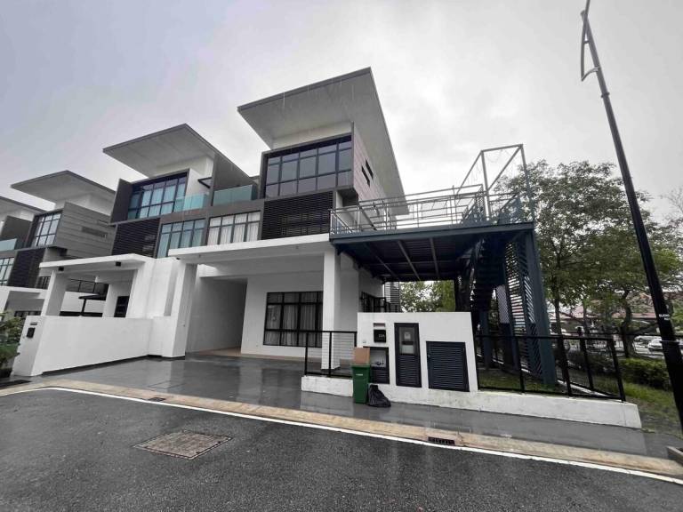 400 m² Villa