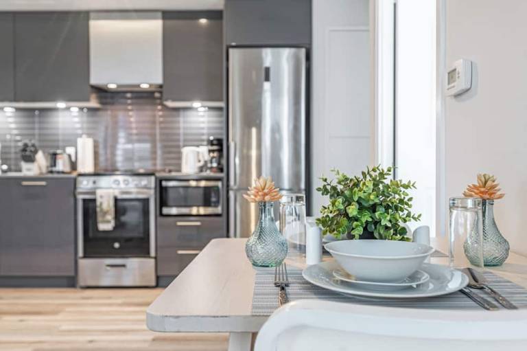 RS Suites Eaton Centre