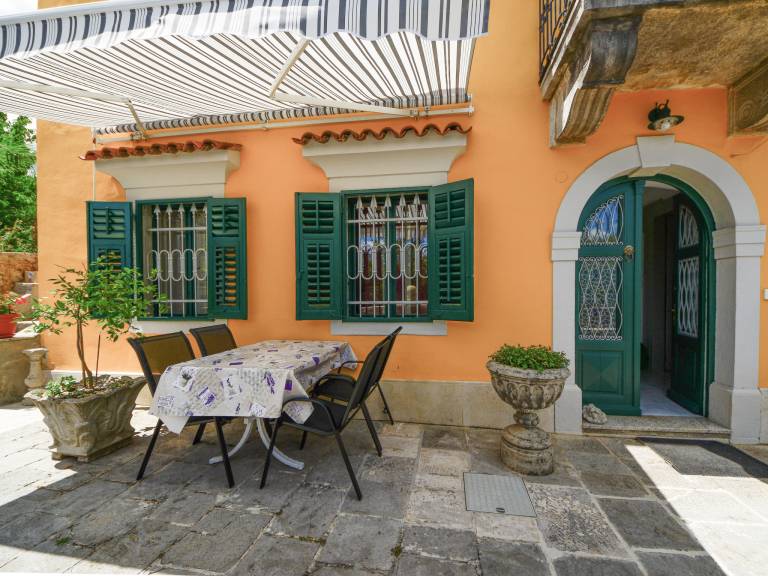 Fully equipped apartment with terrace | Pets allowed — photo 3