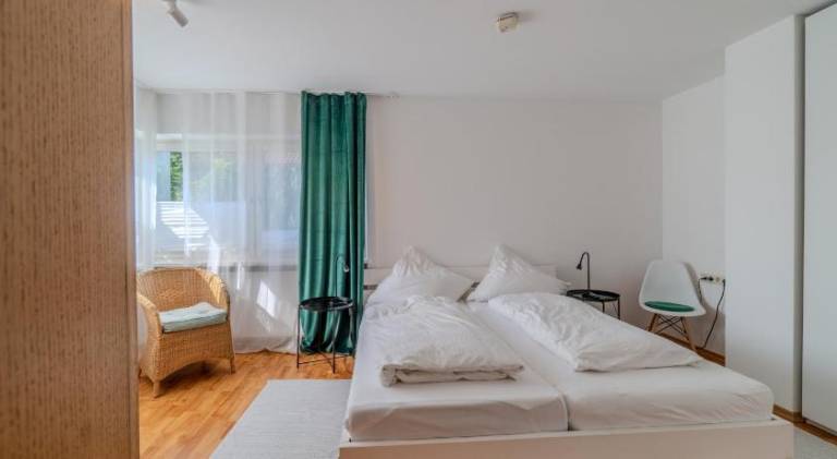 Holiday apartment with 2 rooms for 5 persons — photo 2