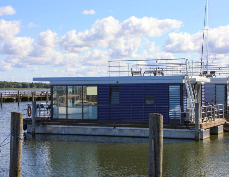 Hausboot Ribnitz