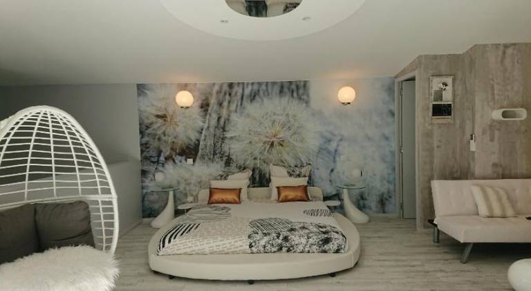 House with sauna, private pool & jacuzzi | Good for workation — photo 2