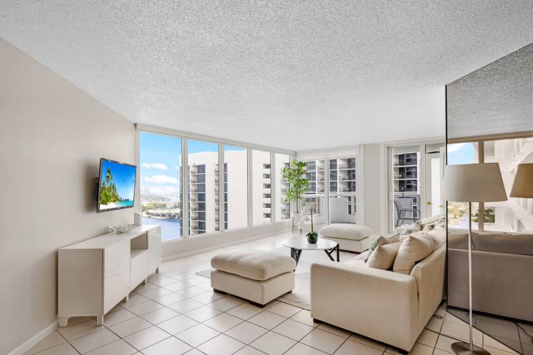 Apartment  Miami