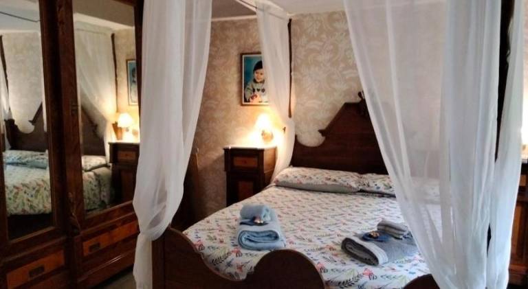 Holiday apartment with 2 rooms for 4 persons in Bracciano