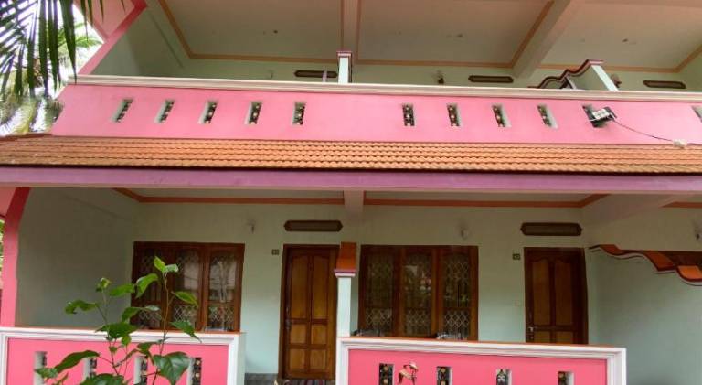 Packbag Comfort Bed & Breakfast in Thiruvananthapuram