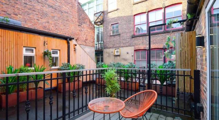 Apartment | Close to Manchester Town Hall | Pets are welcome — photo 5
