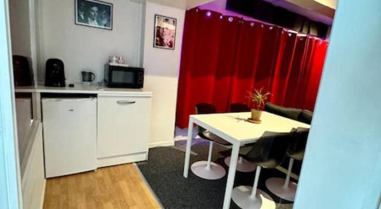 Experience cinema immersif dans appartement pres de Montmartre — photo 3