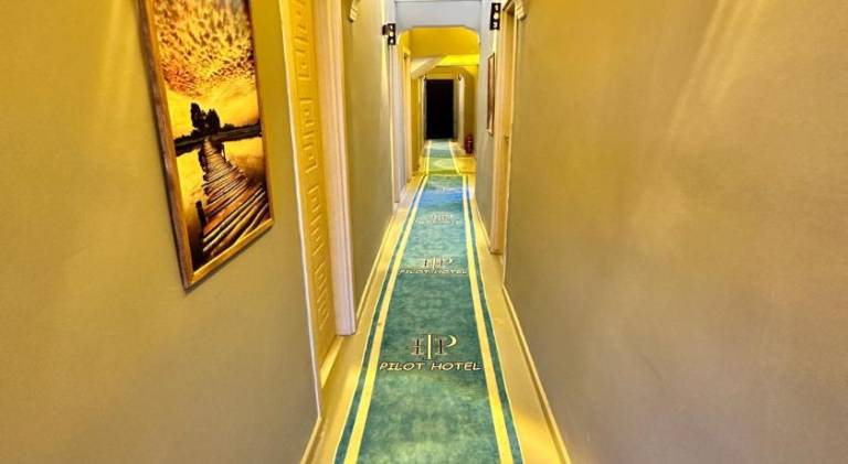 Pilot hotel — photo 4