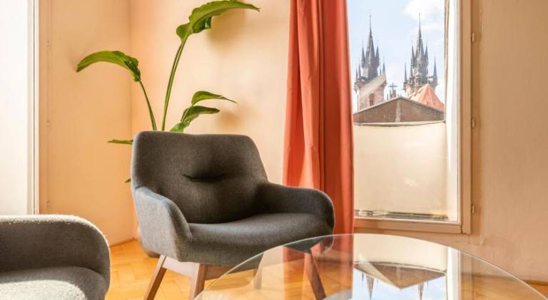 Apartment with patio | Close to Prague astronomical clock — photo 3