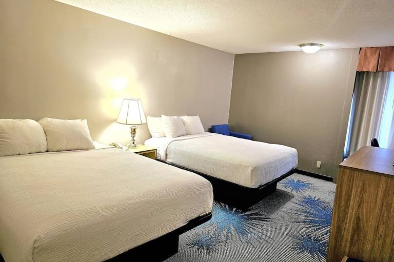 Days Inn by Wyndham Rolla