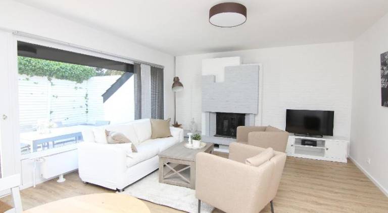 Holiday apartment with 3 rooms for 6 persons — photo 2