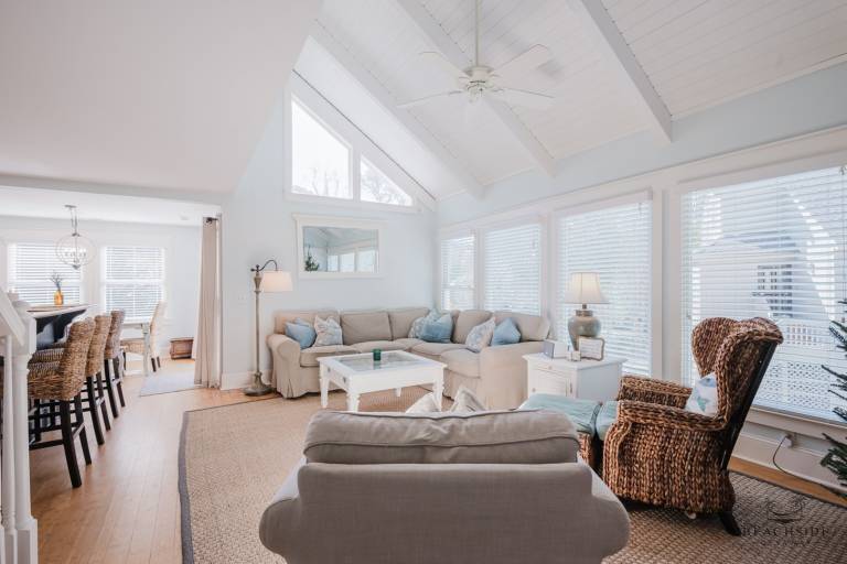 15 Myrtle Lane - 4 Bedroom South Forest Beach Home — photo 3