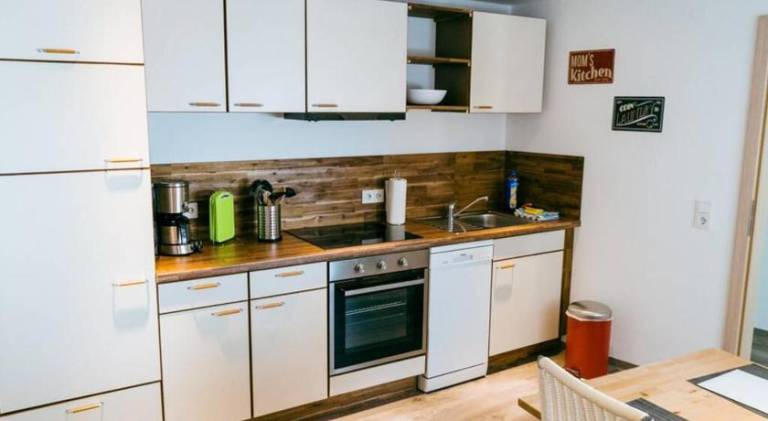 Rental apartment with 2 rooms for 4 persons — photo 3
