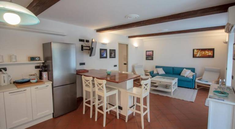 Holiday apartment with garden — photo 4