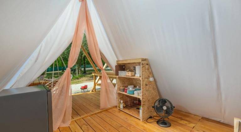 Tent with pool & patio | Dogs allowed — photo 2