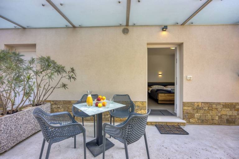 Apartament Pobegi