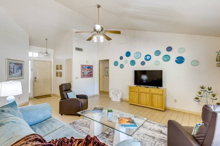 ‘Southwest Getaway’ w/ Fenced Yard in Chandler! — photo 5