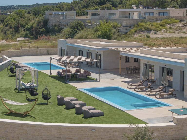 Fully equipped villa with barbeque, private pool & terrace | Pet-friendly in Rethymno
