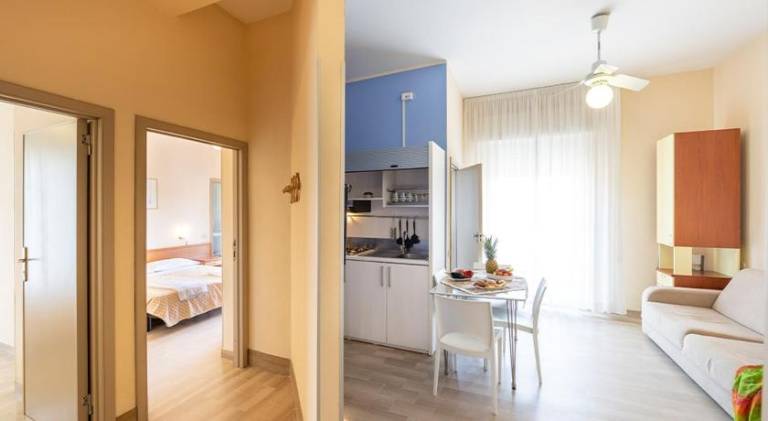 Serviced apartment with terrace — photo 2