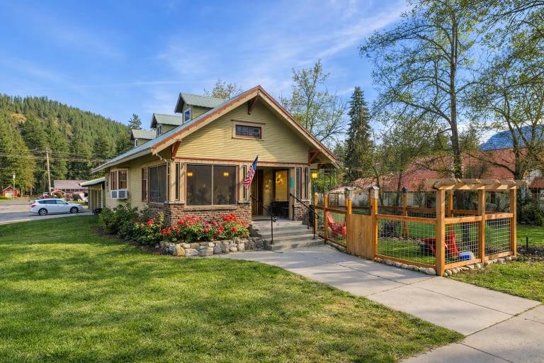 House Leavenworth