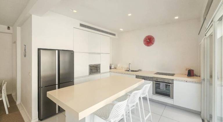 MIKLAT Bright & Family Friendly Near Beach by FeelHome — photo 3