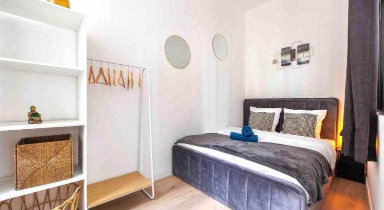 VIEUX PORT, FERREOL 6eme, appartement 8 personnes — photo 2