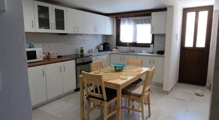 Apartment with 2 rooms for 6 persons — photo 5