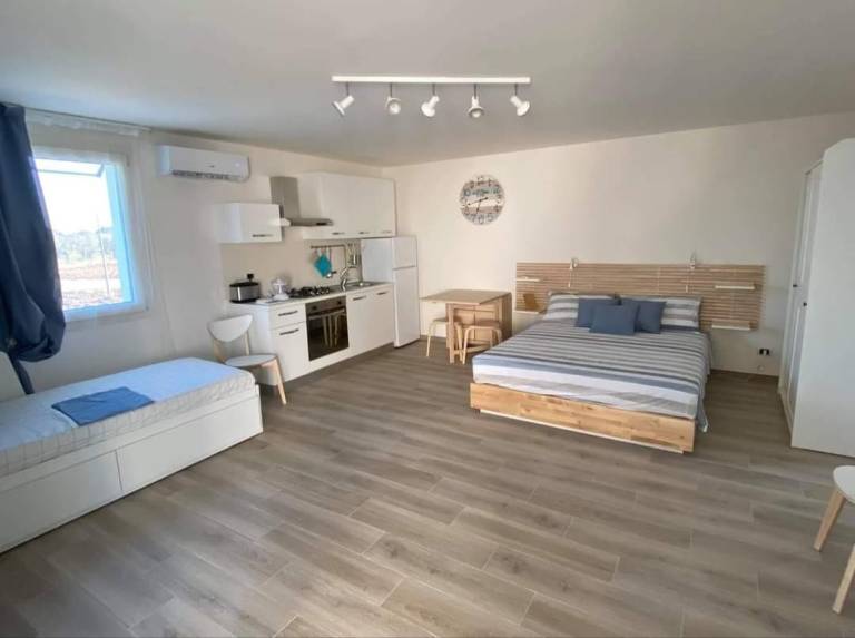 Apartment with 1 room for 4 persons — photo 2