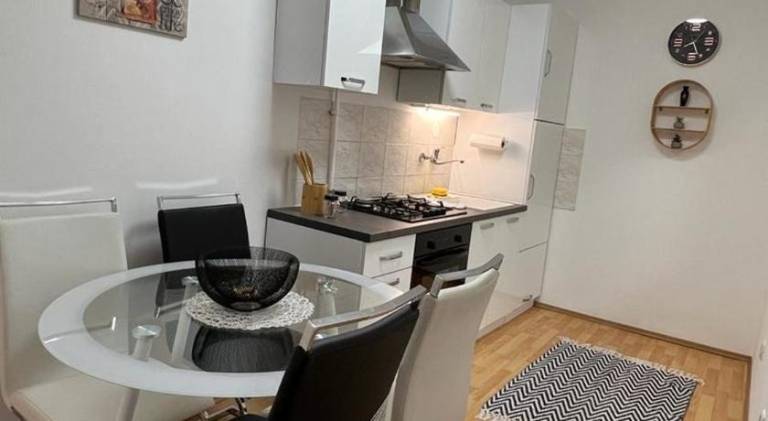Holiday apartment with 1 room for 4 persons — photo 3