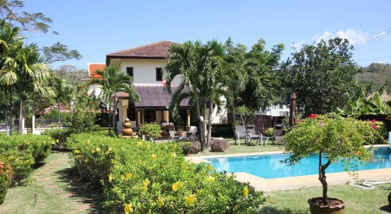 Villa with pool in Sa Khu