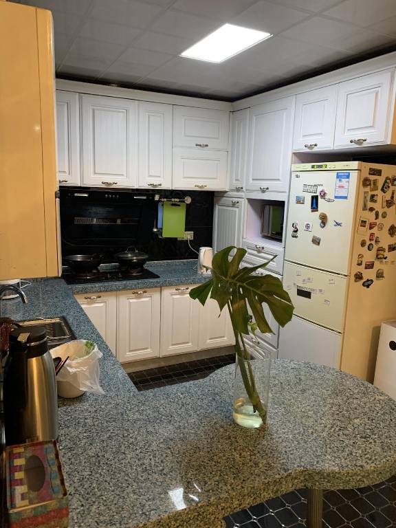 Charming vacation home with pool & hot tub | Water view | Perfect for remote work | Pets are welcome — photo 5