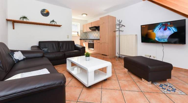 House with garden, grill & terrace | Pet-friendly — photo 2
