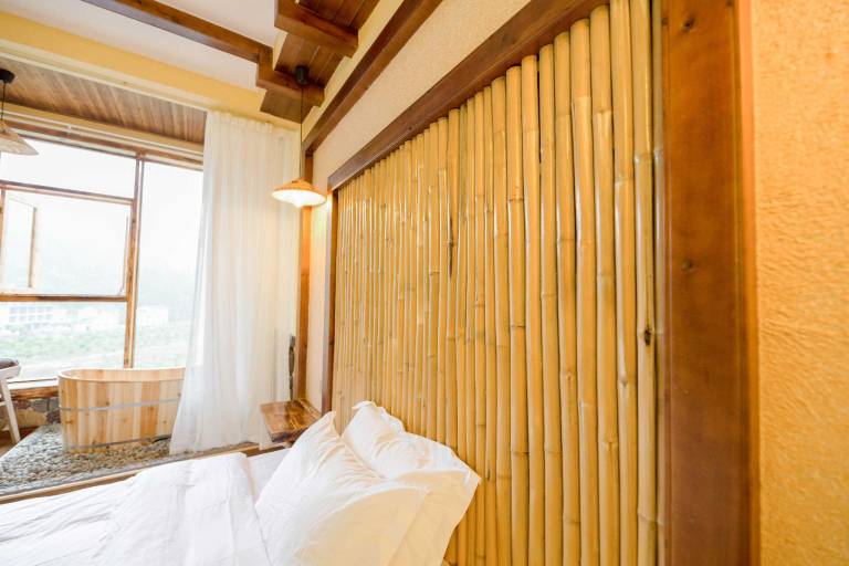 Vacation home with hot tub | Perfect for remote work — photo 3
