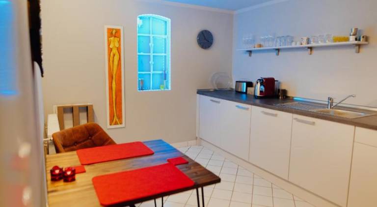 Rental apartment with 2 rooms for 5 persons — photo 4