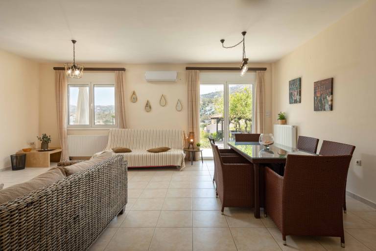 Holiday Home 'Villa Melenia 1' with Private Pool, 5 Minutes from the Beach, Wi-Fi & Air Conditioning — photo 4