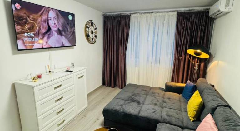 Apartment with 2 rooms for 6 persons in Constanta
