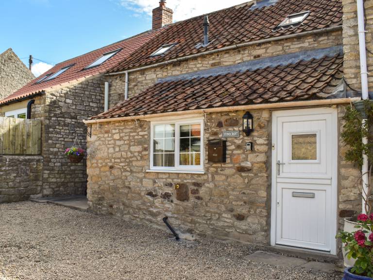 Family-oriented cottage with garden | Pets allowed — photo 2