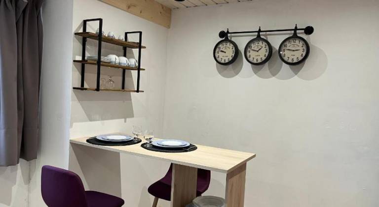 Serviced apartment with terrace & yard — photo 4
