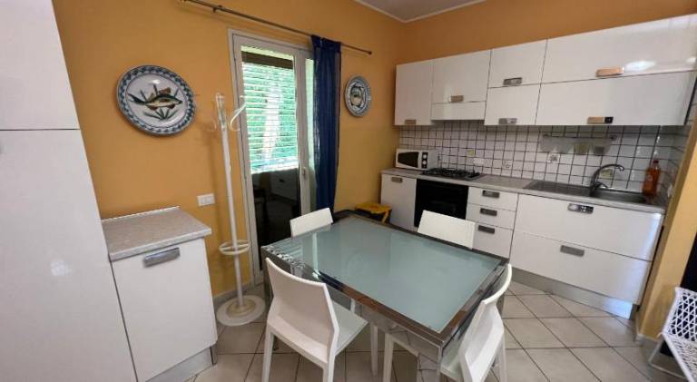 Villa with 2 rooms for 6 persons — photo 3