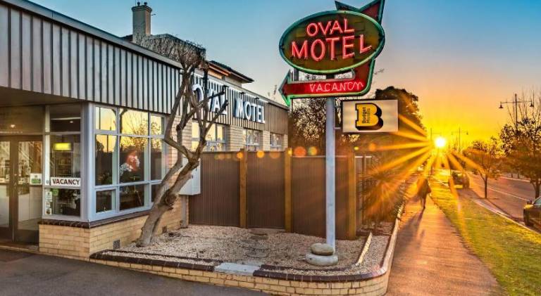 Bendigo Oval Motel
