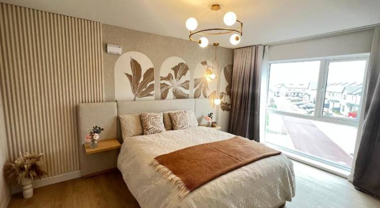 Stylish SuperKing and King Ensuite Bedrooms in Dublin