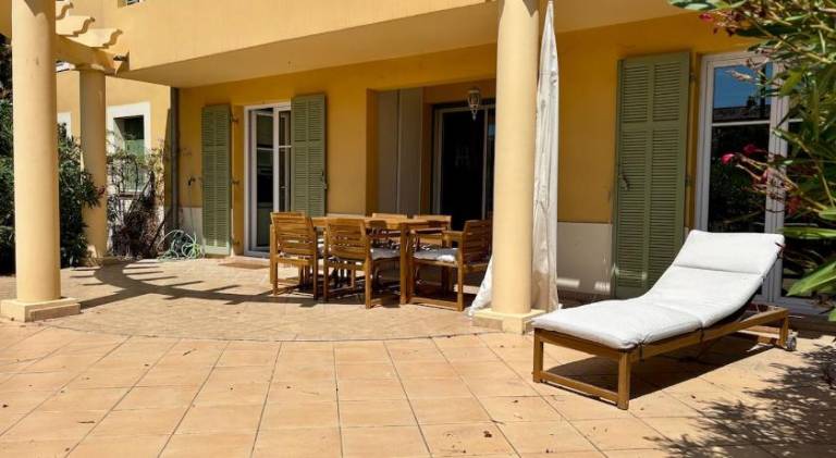Apartment with terrace — photo 5