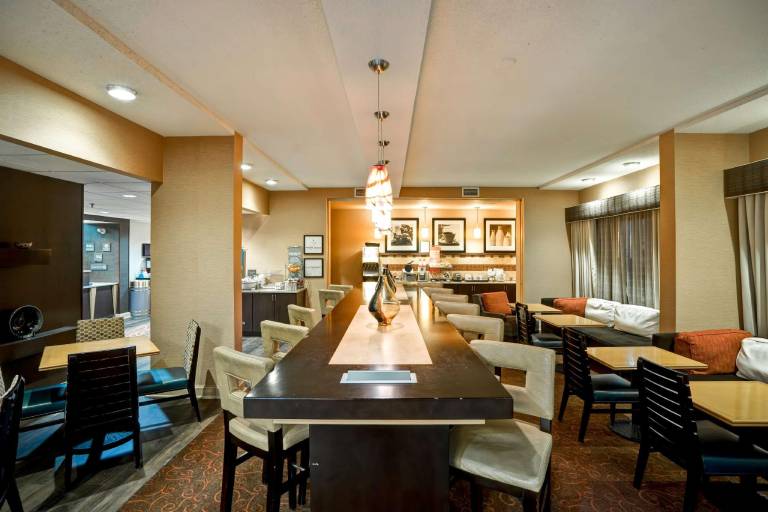 Hampton Inn Beckley — photo 2